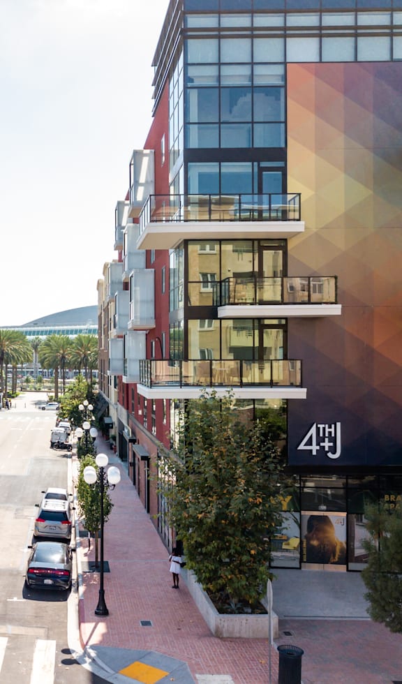 4th and J | Apartments in San Diego, CA